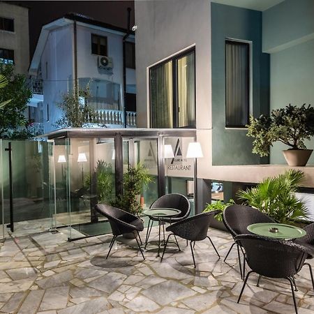 Allure Boutique Hotel Tirana Exterior foto